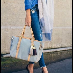 India Hicks "Dutchess of Windsor" travel bag